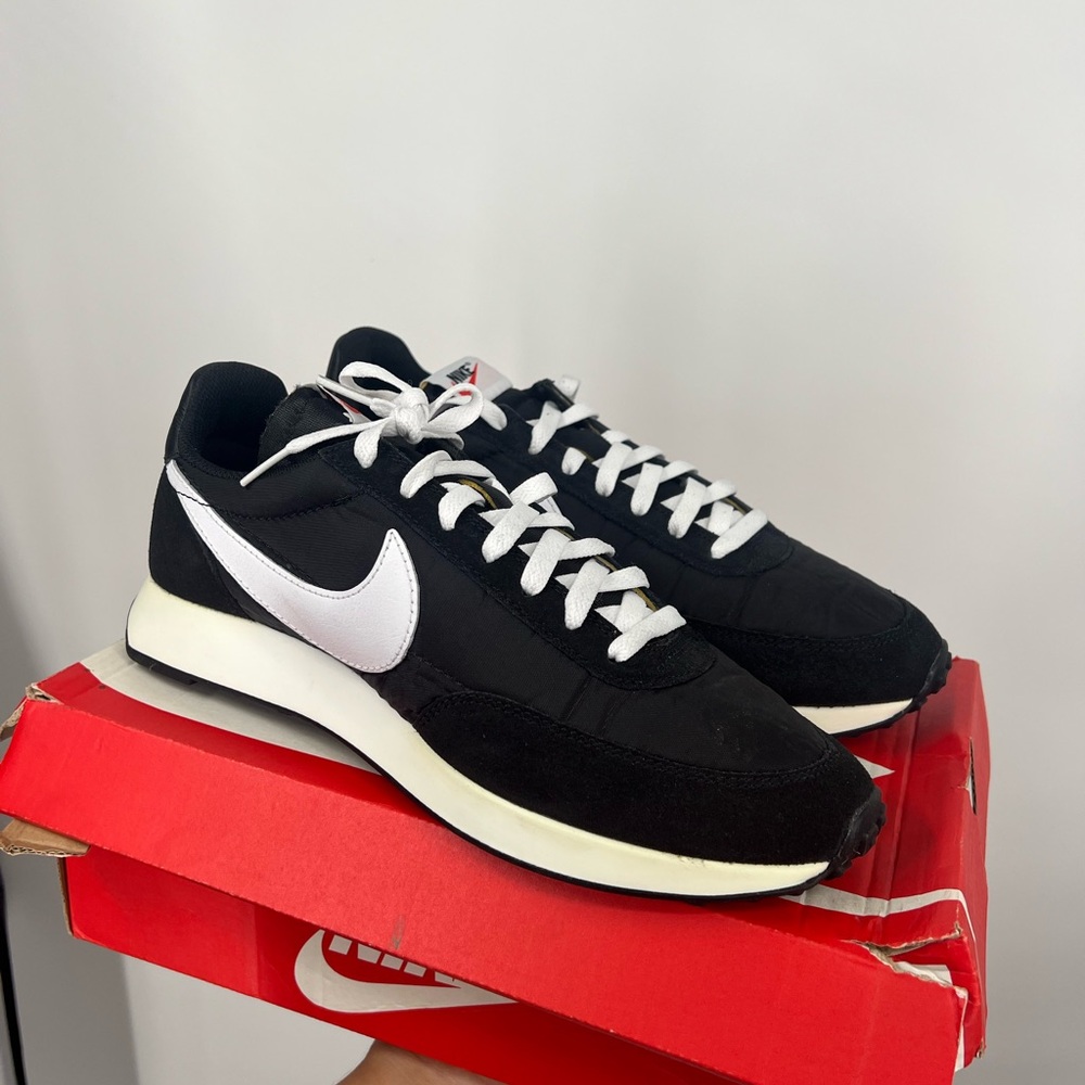 Nike Air Tailwind 79 Black and White Size 11.5